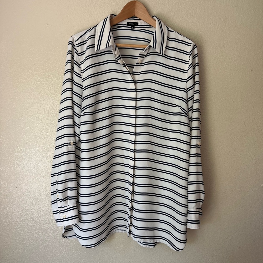 ❇️Talbots Navy & Ivory Striped Top 2 for $22❇️